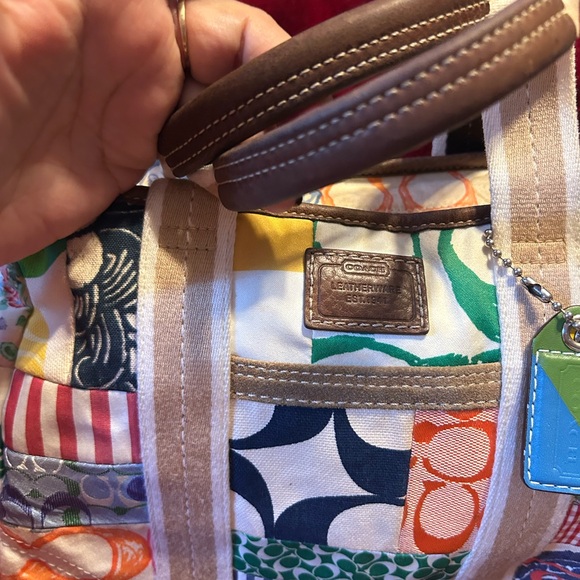 Gorgeous Vintage COACH 10454 Patchwork Handbag Multicolor Canvas & Leather Y2K - Picture 5 of 13